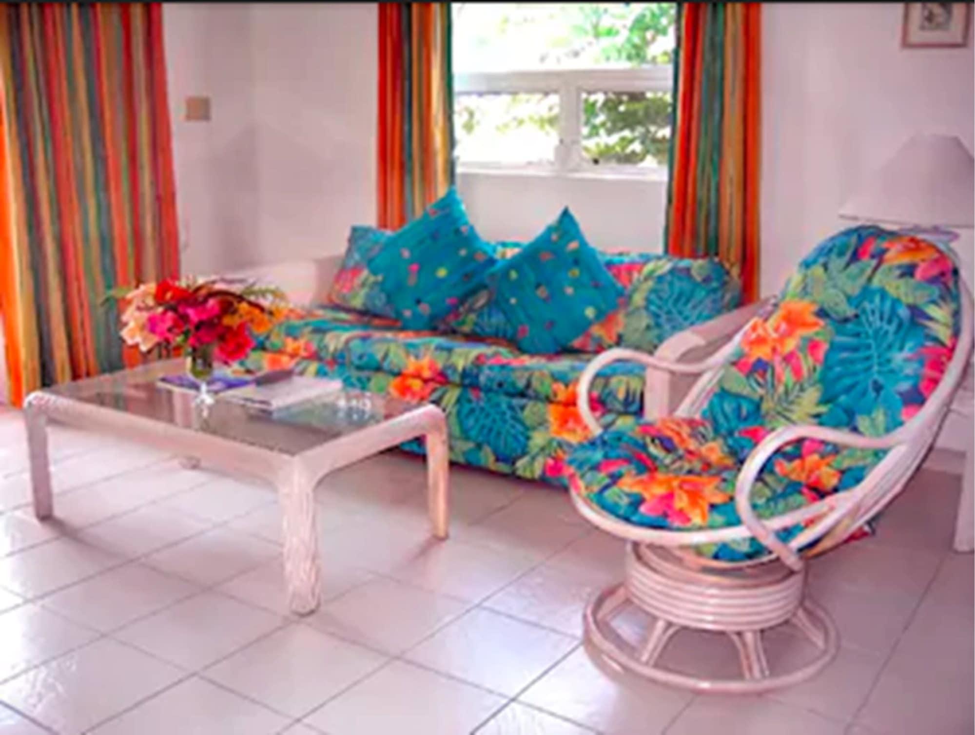 Cedar Grove Dickenson Bay Cottages المظهر الخارجي الصورة
